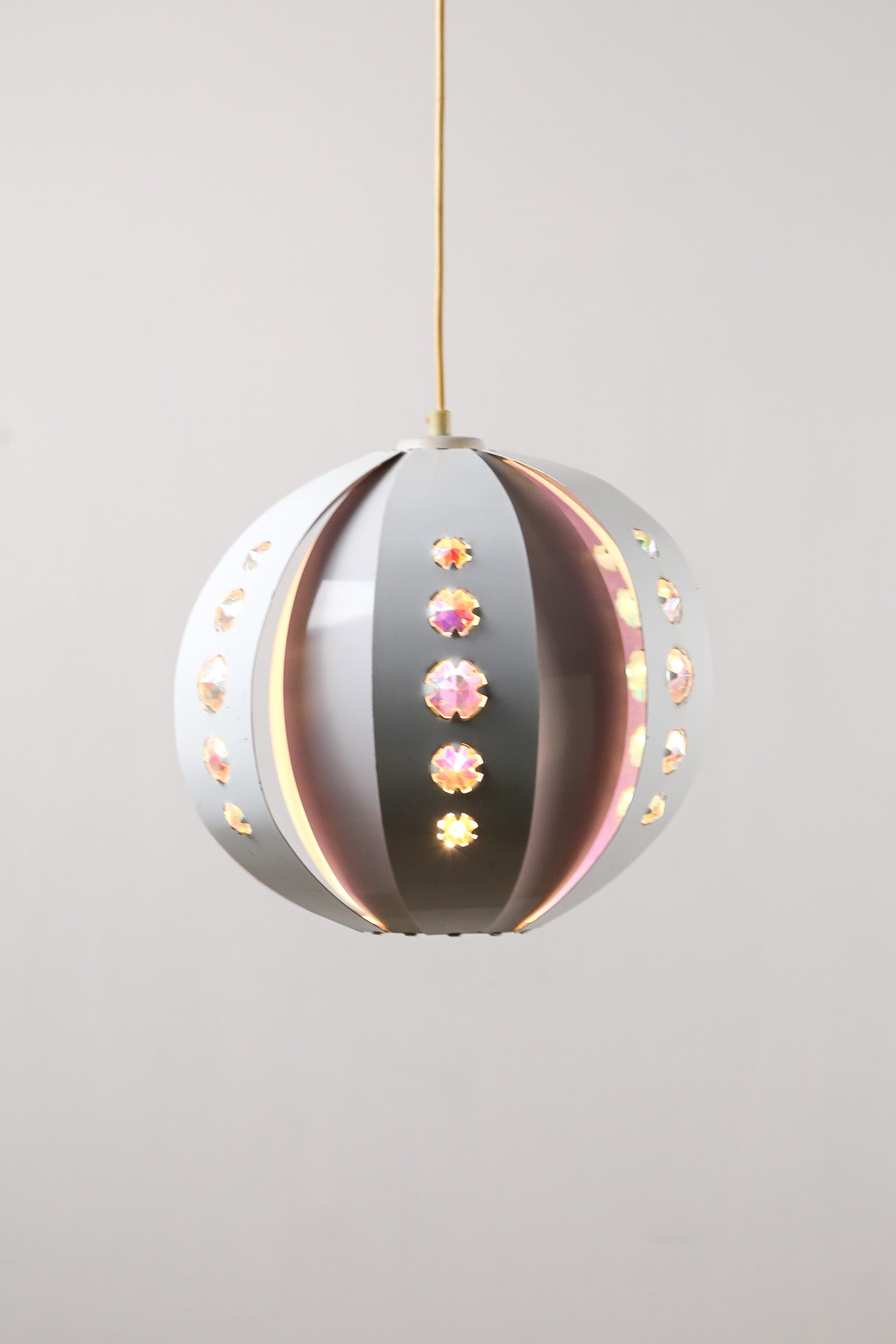 Rainbow UFO Pendant Lamp / レインボー UFO ペンダントランプ