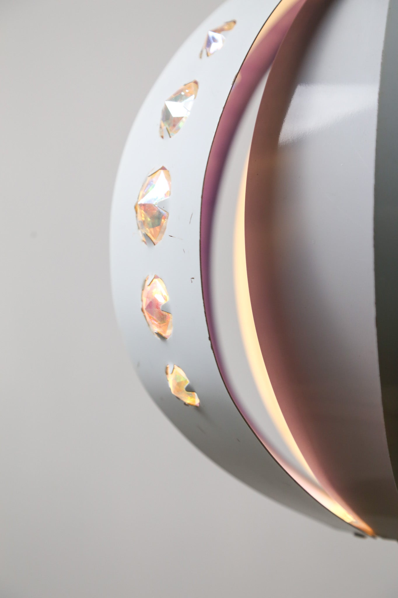 Rainbow UFO Pendant Lamp / レインボー UFO ペンダントランプ