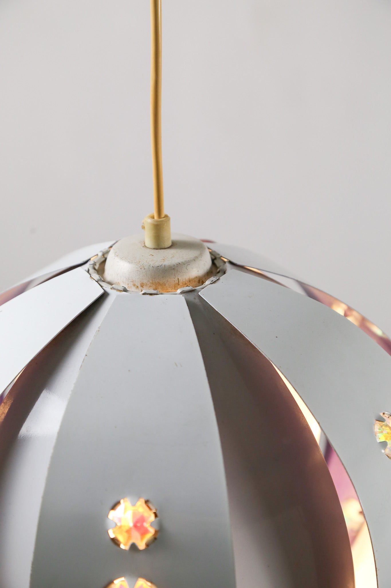 Rainbow UFO Pendant Lamp / レインボー UFO ペンダントランプ