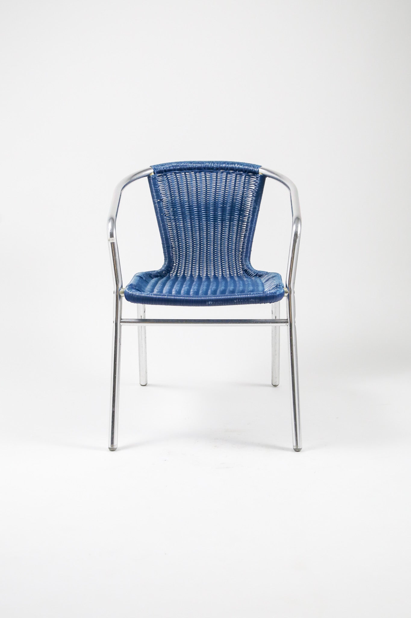 Blue Vinyl Woven Armchair / ビニール編みアームチェア – STORE IN