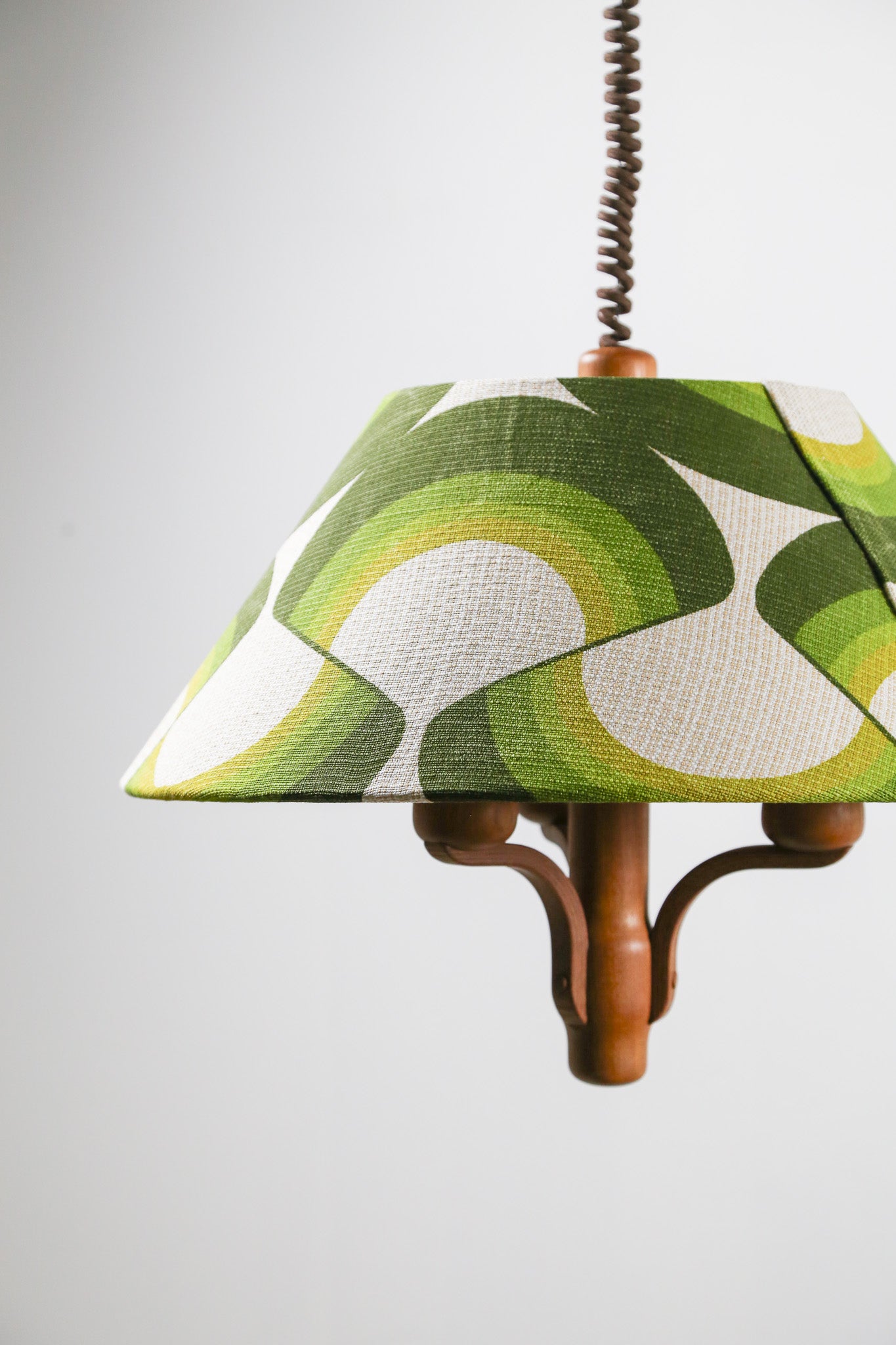 Vintage Teak Pendant Light with Psychadelic Green Shade / ヴィンテージ チーク ペンダントライト サイケデリックグリーンシェード