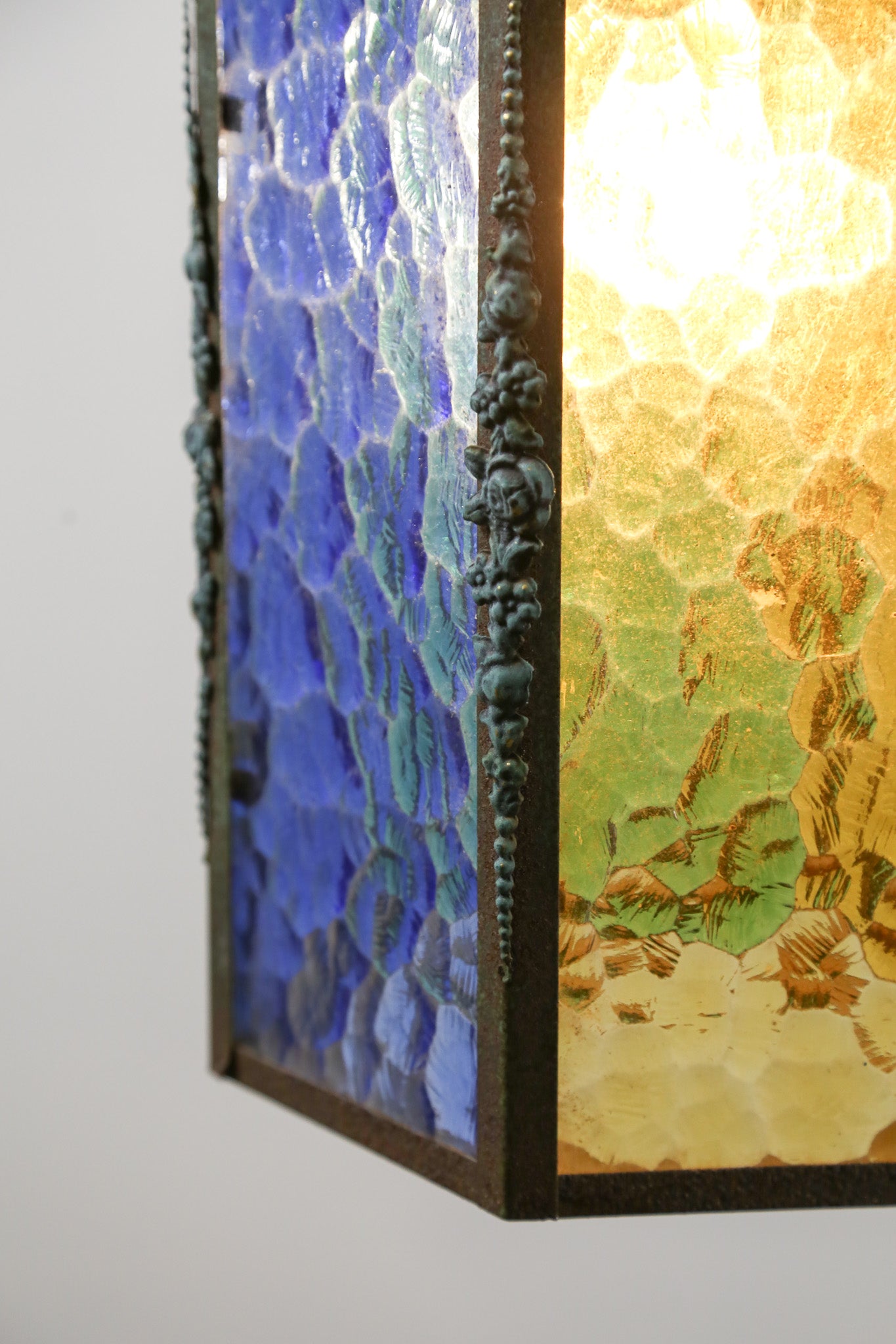 Antique Hexagonal Stained Glass Pendant Light / アンティーク 六角形 ステンドグラス ペンダントライト