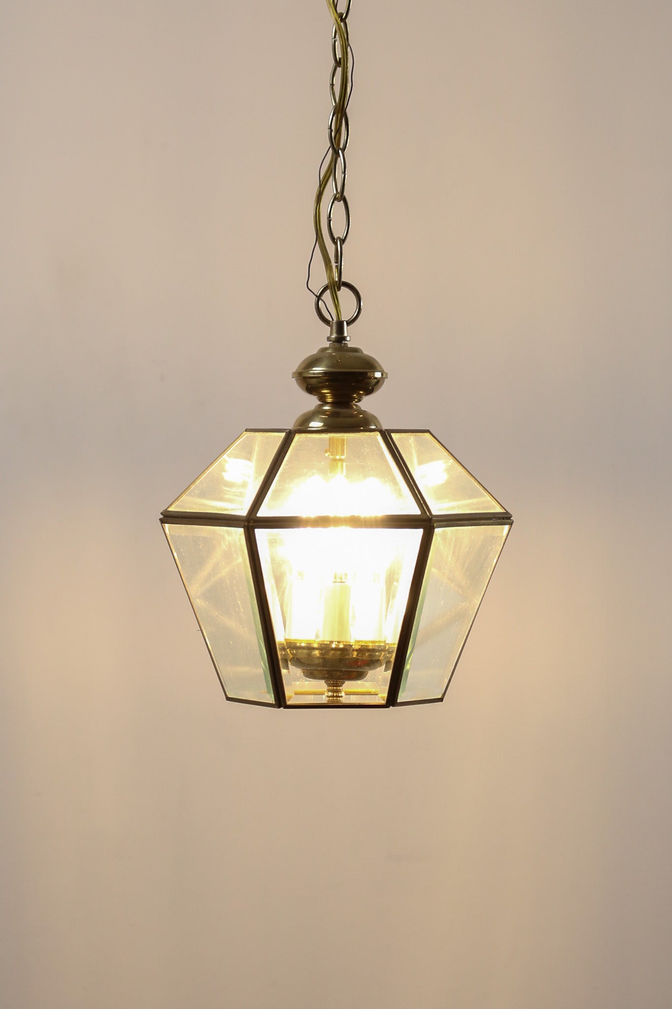 Hanging Lantern Style Brass Chandelier / 真鍮フレーム 吊り下げ式 ガラスランタンペンダントライト