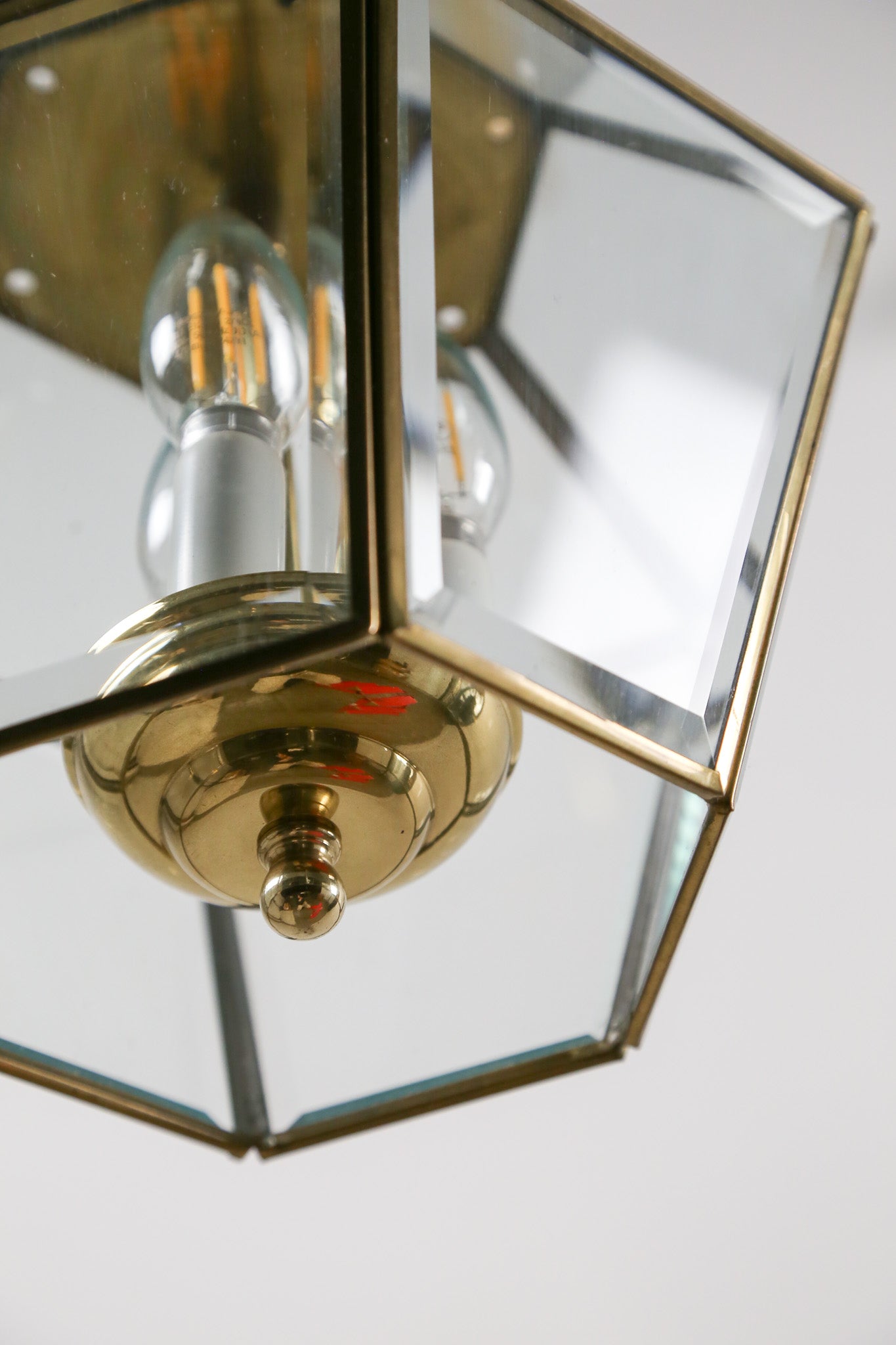 Hanging Lantern Style Brass Chandelier / 真鍮フレーム 吊り下げ式 ガラスランタンペンダントライト