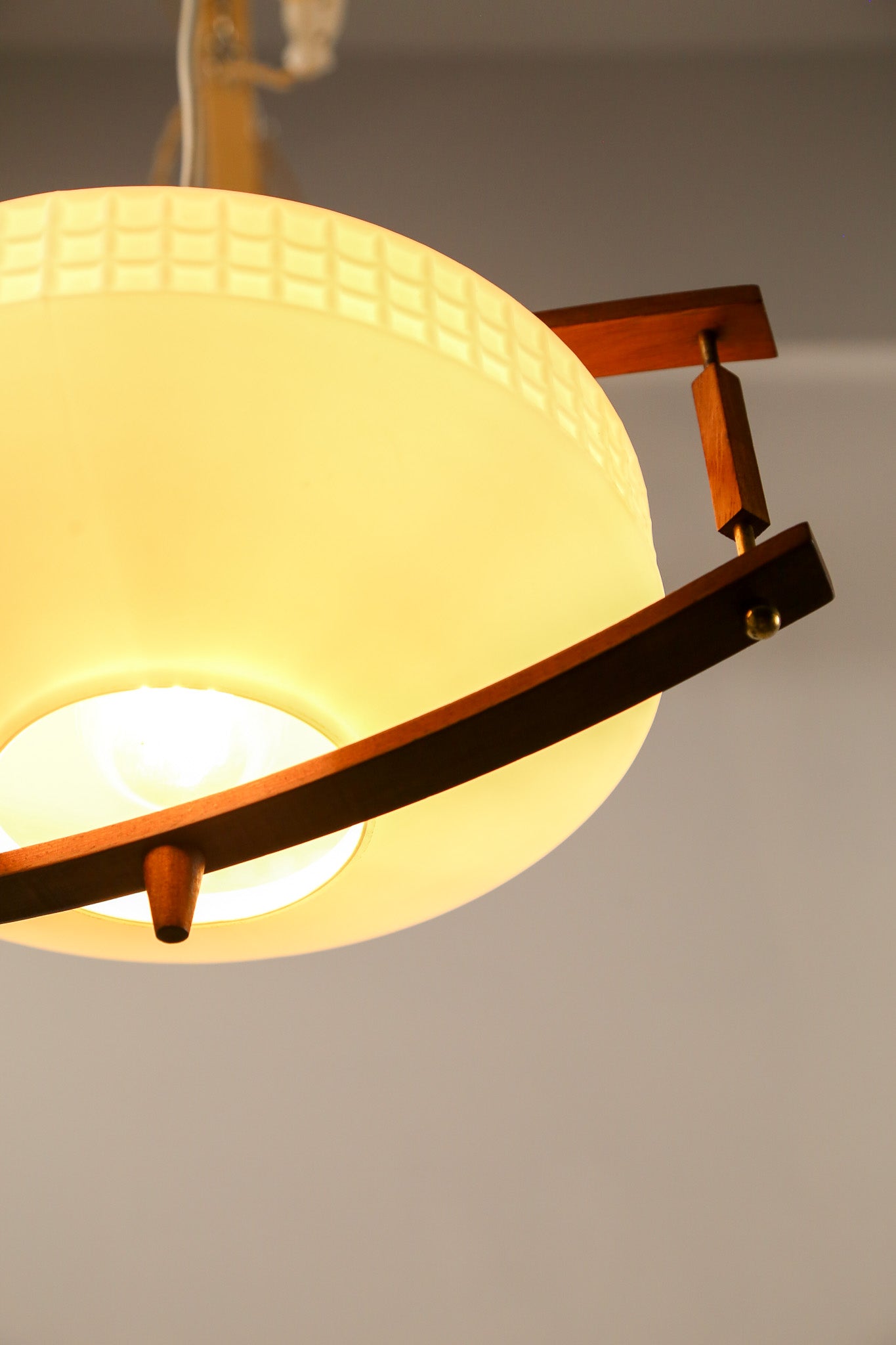 Wood Frame Glass Pendant Light / 木製フレーム ガラスペンダントライト
