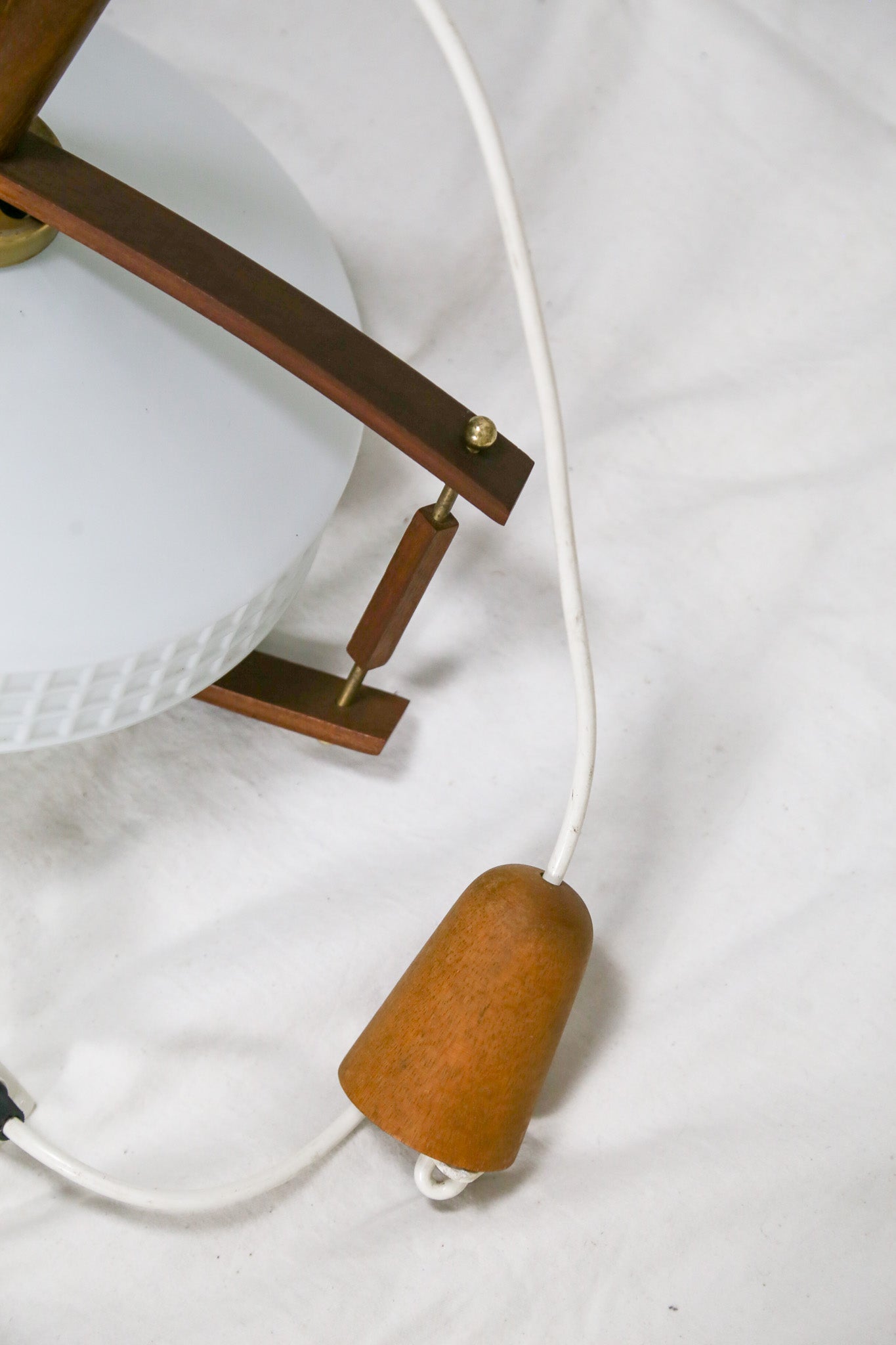 Wood Frame Glass Pendant Light / 木製フレーム ガラスペンダントライト