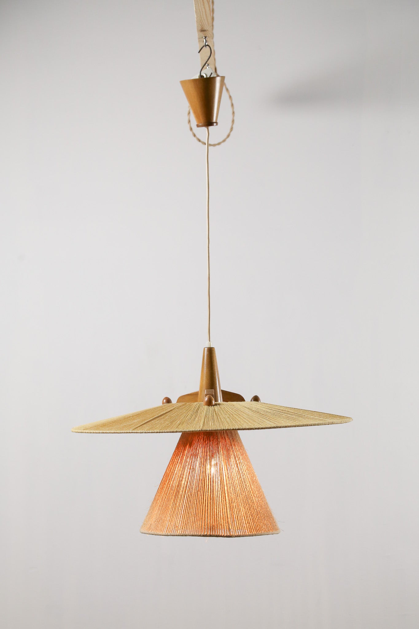 Teak and Sisal Rope Pendant Light / チーク＆サイザルロープ