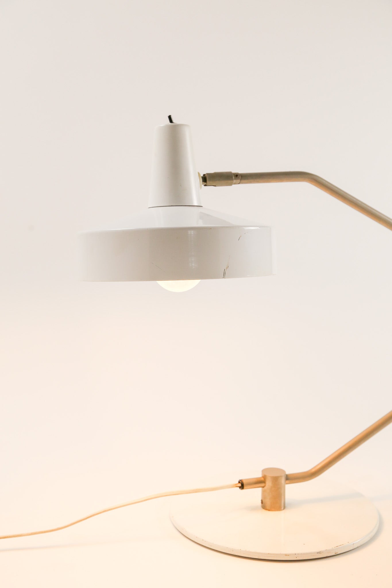 White Arm Light / 白 アームライト