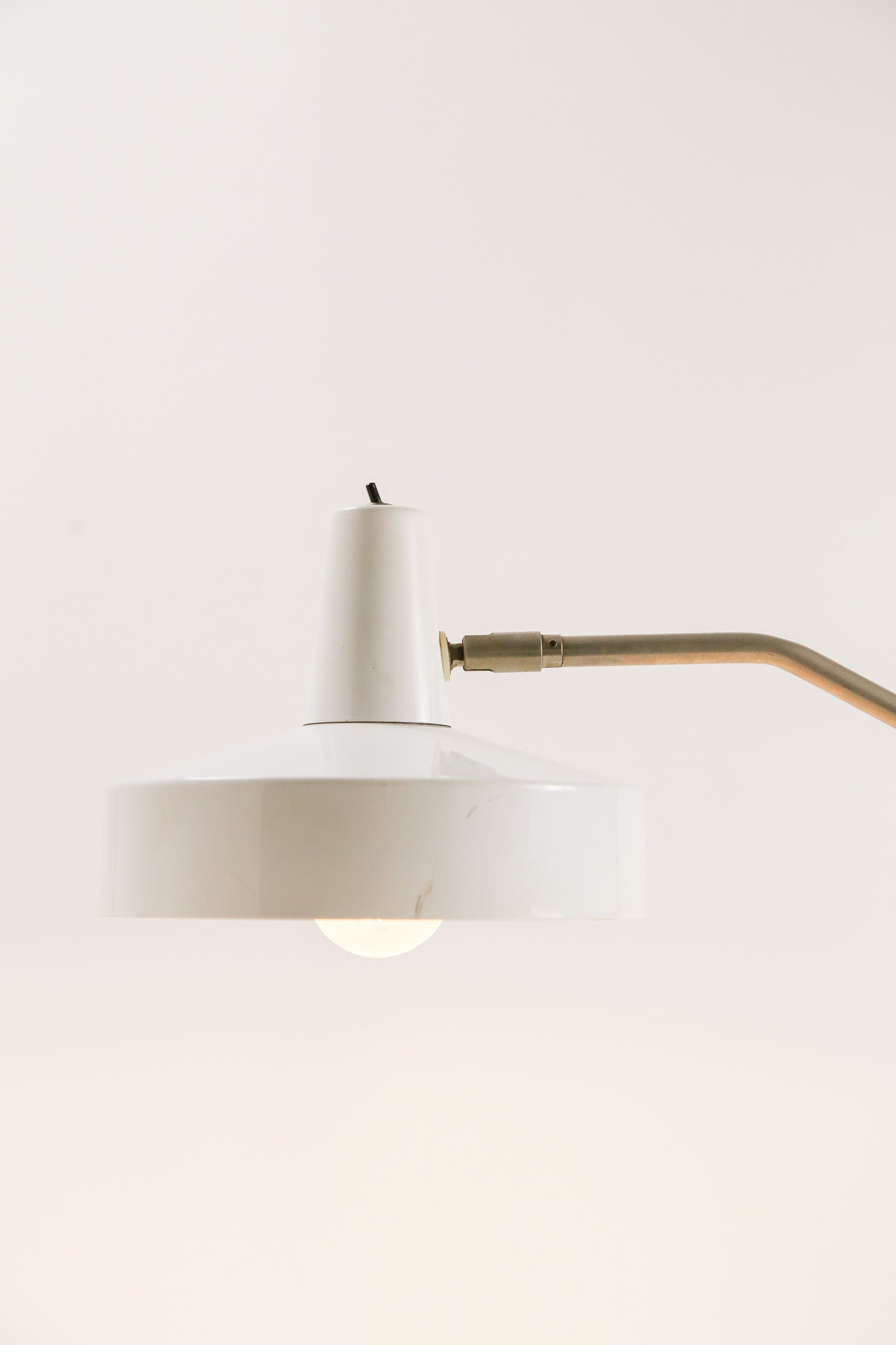 White Arm Light / 白 アームライト