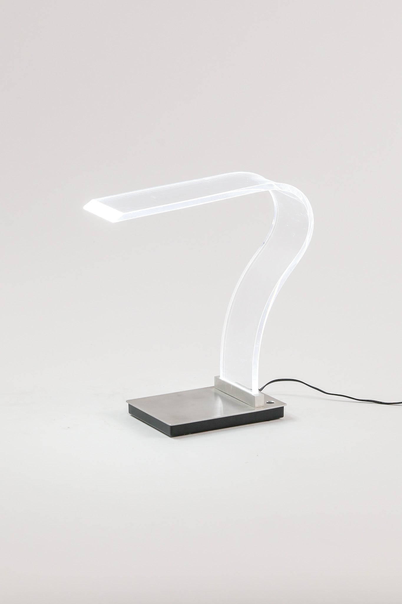 Z-6000N LED Desk Light / Z-6000N LED デスクライト