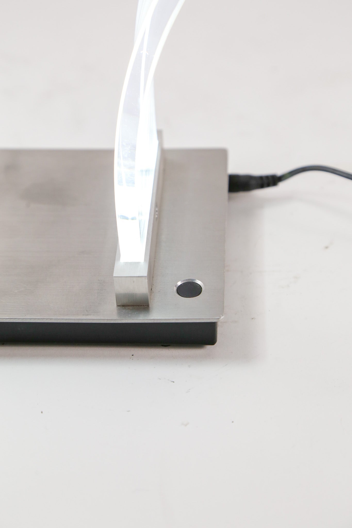 Z-6000N LED Desk Light / Z-6000N LED デスクライト