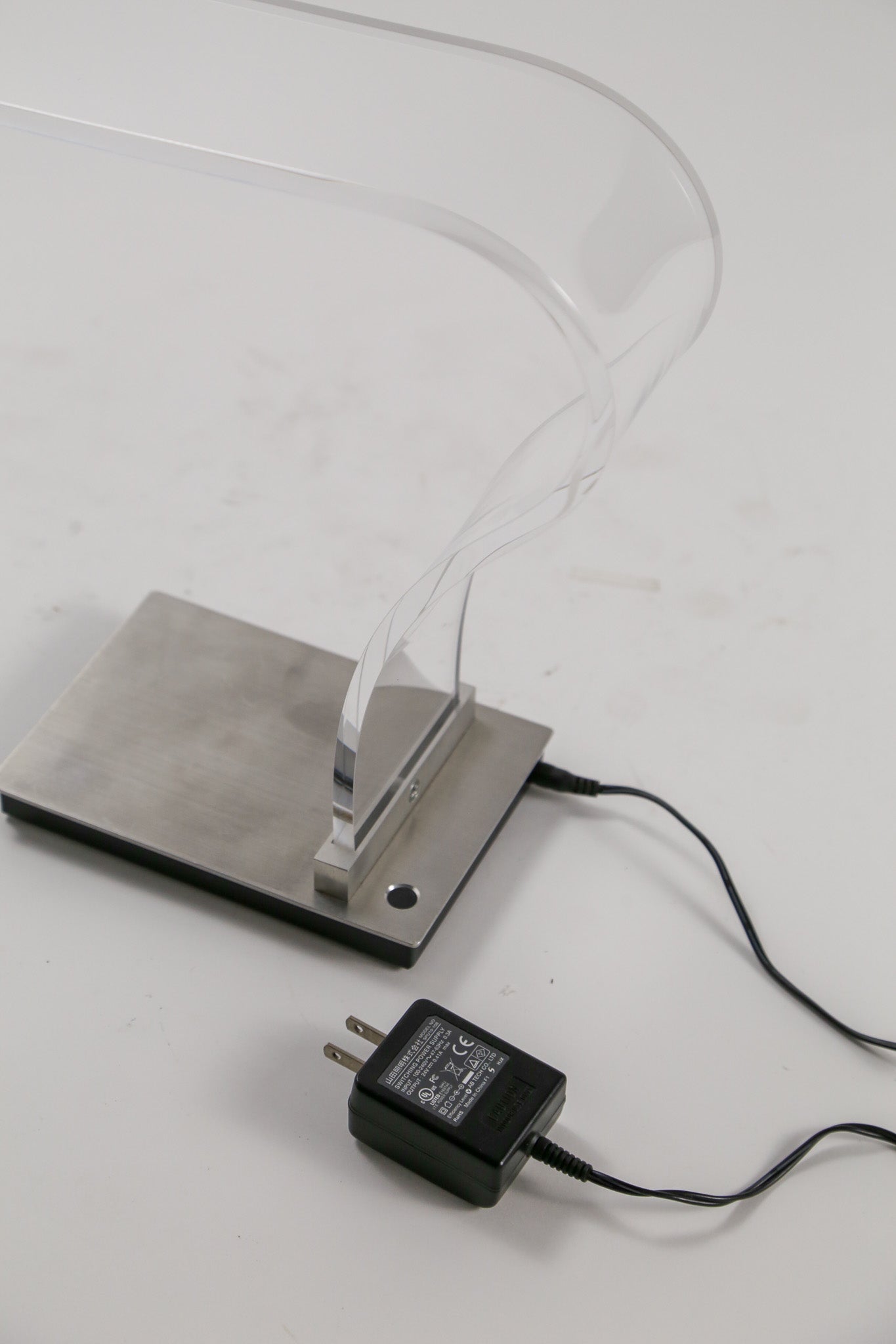 Z-6000N LED Desk Light / Z-6000N LED デスクライト