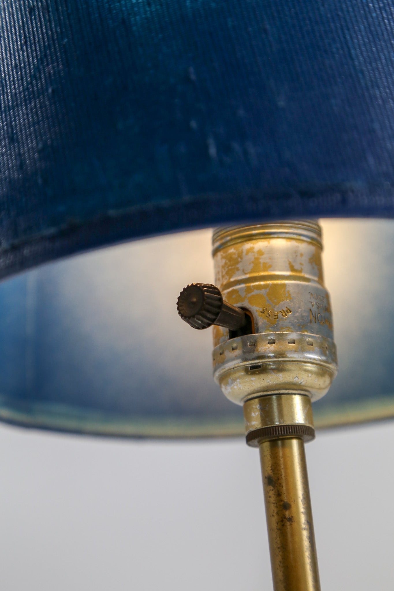 Double Arm Table Lamp with Blue Silk Shades / ブルーシルクシェード ダブルアームテーブルランプ