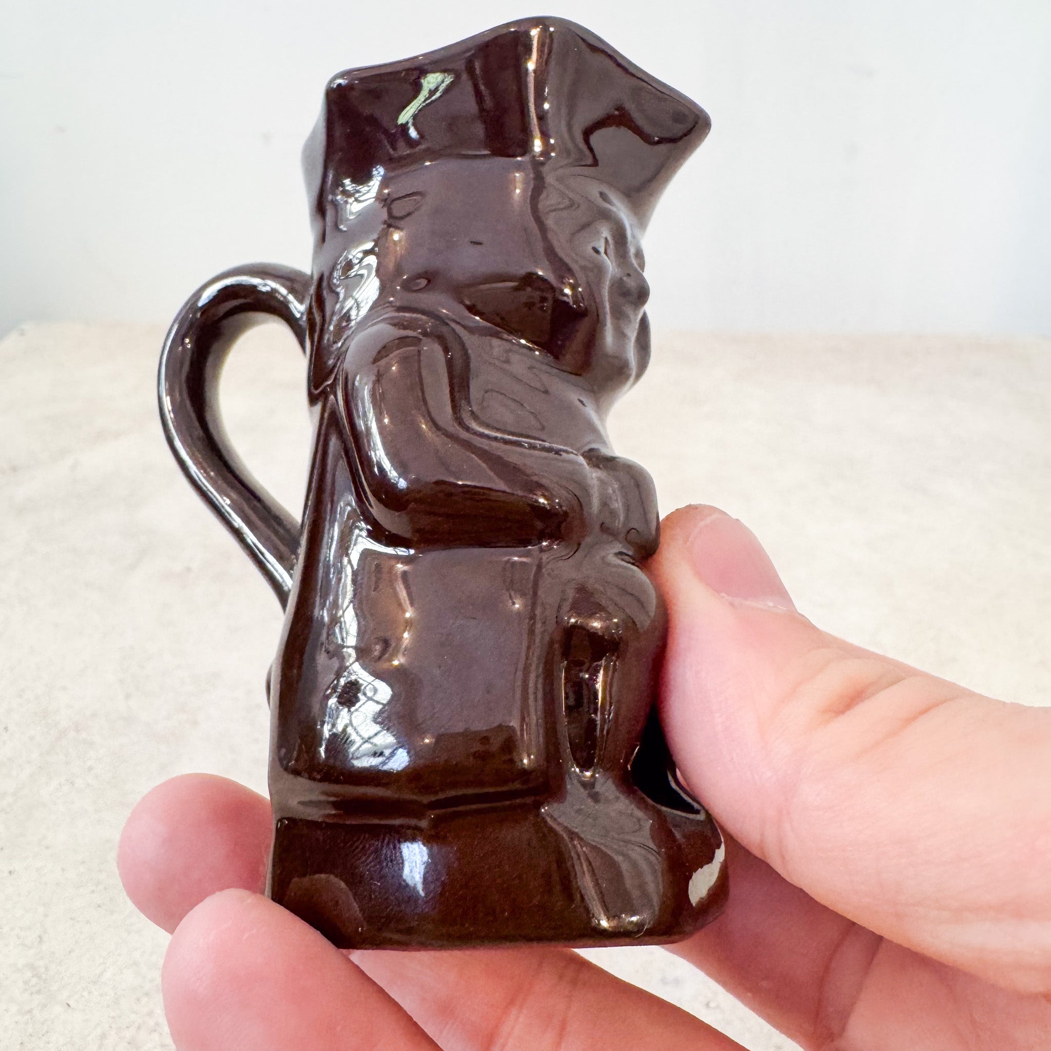 Ceramic Toby Jug Creamer / トビージャグミルククリーマー