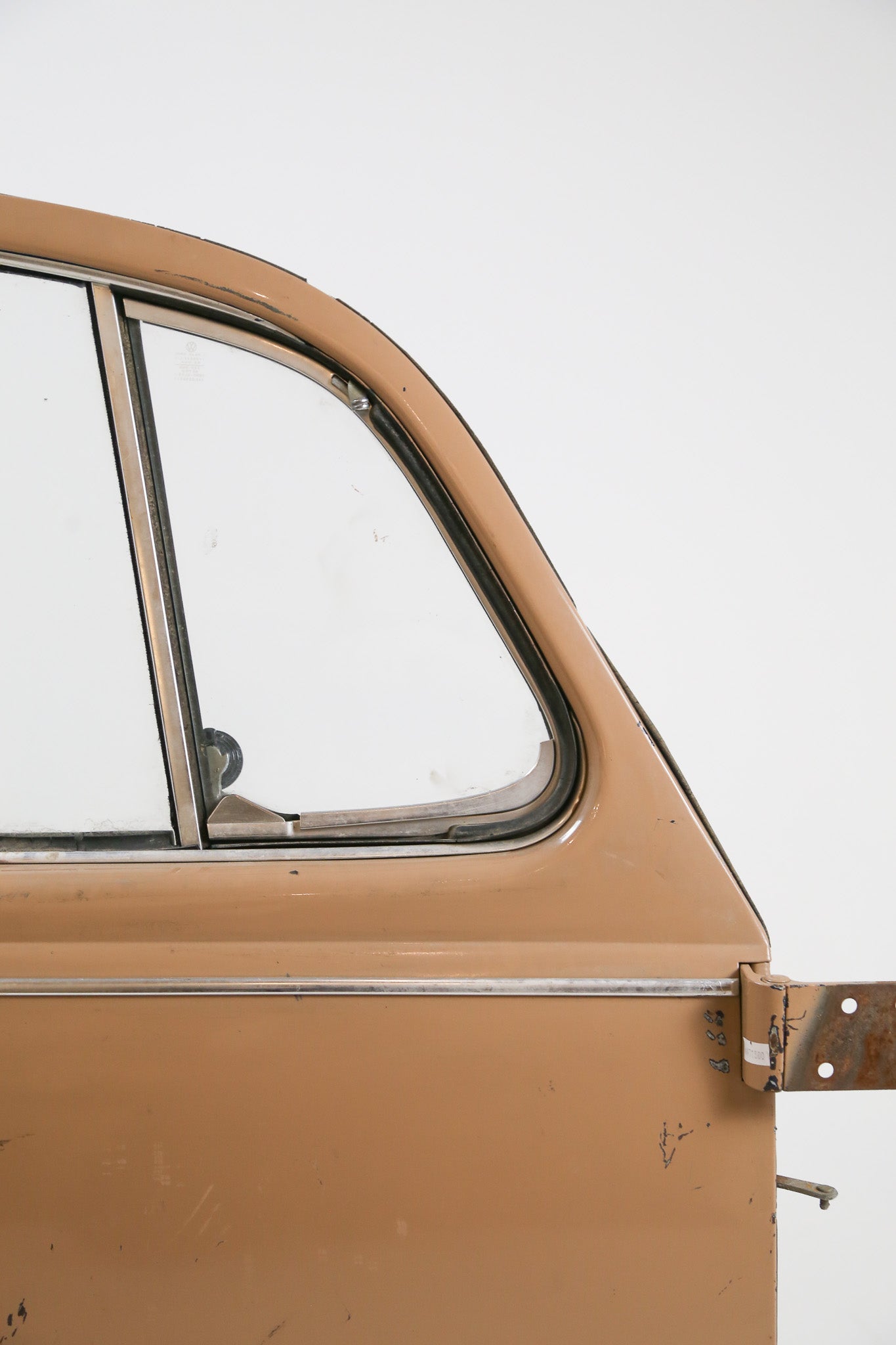 Vintage VW Beetle Door / フォルクスワーゲン・タイプ1（ビートル）ヴィンテージドア