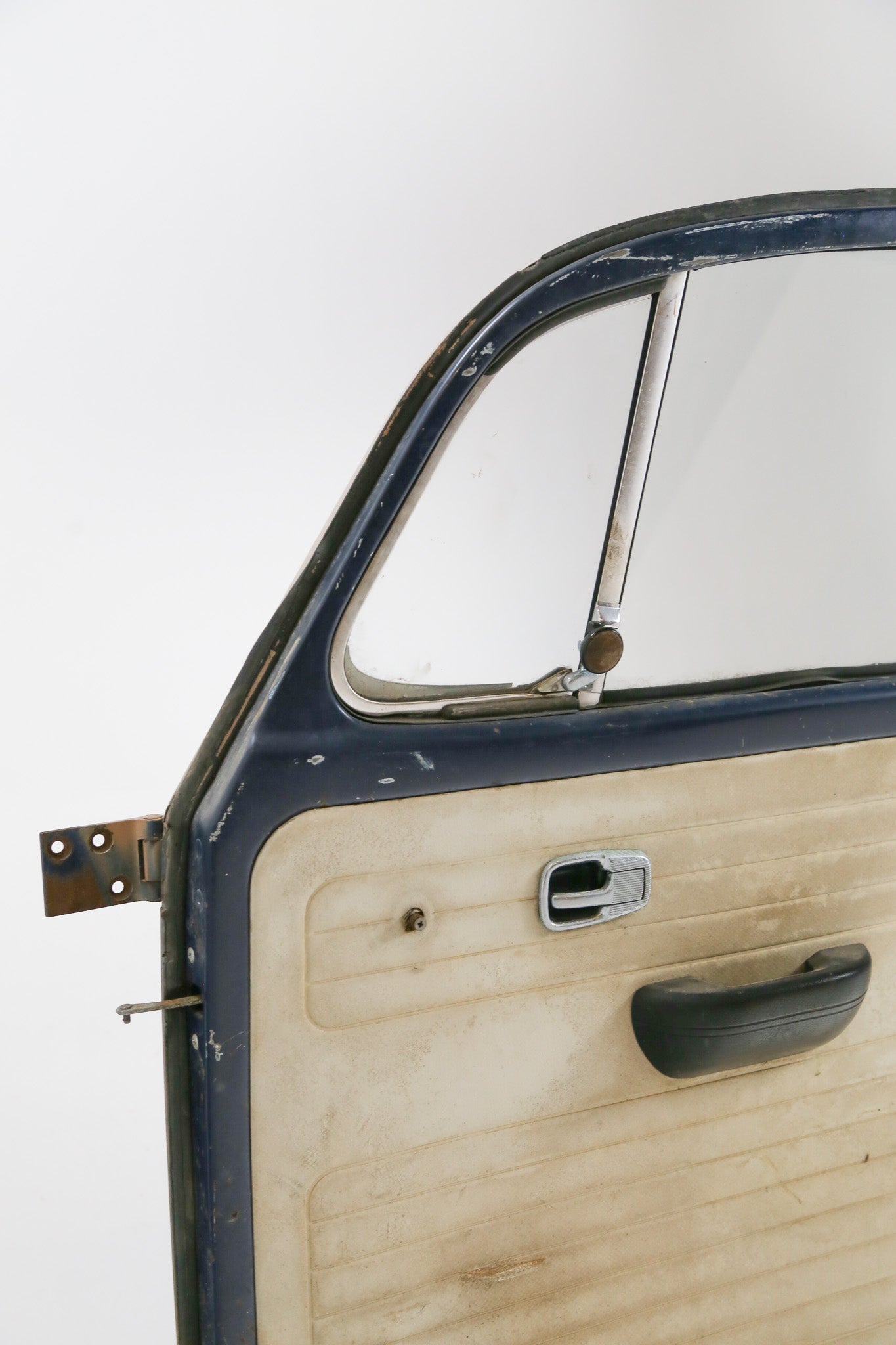 Vintage VW Beetle Door / フォルクスワーゲン・タイプ1（ビートル）ヴィンテージドア