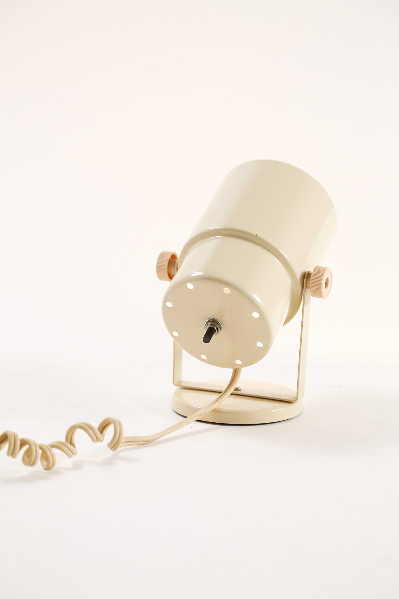 Beige Spot Light / ベージュ スポット ライト