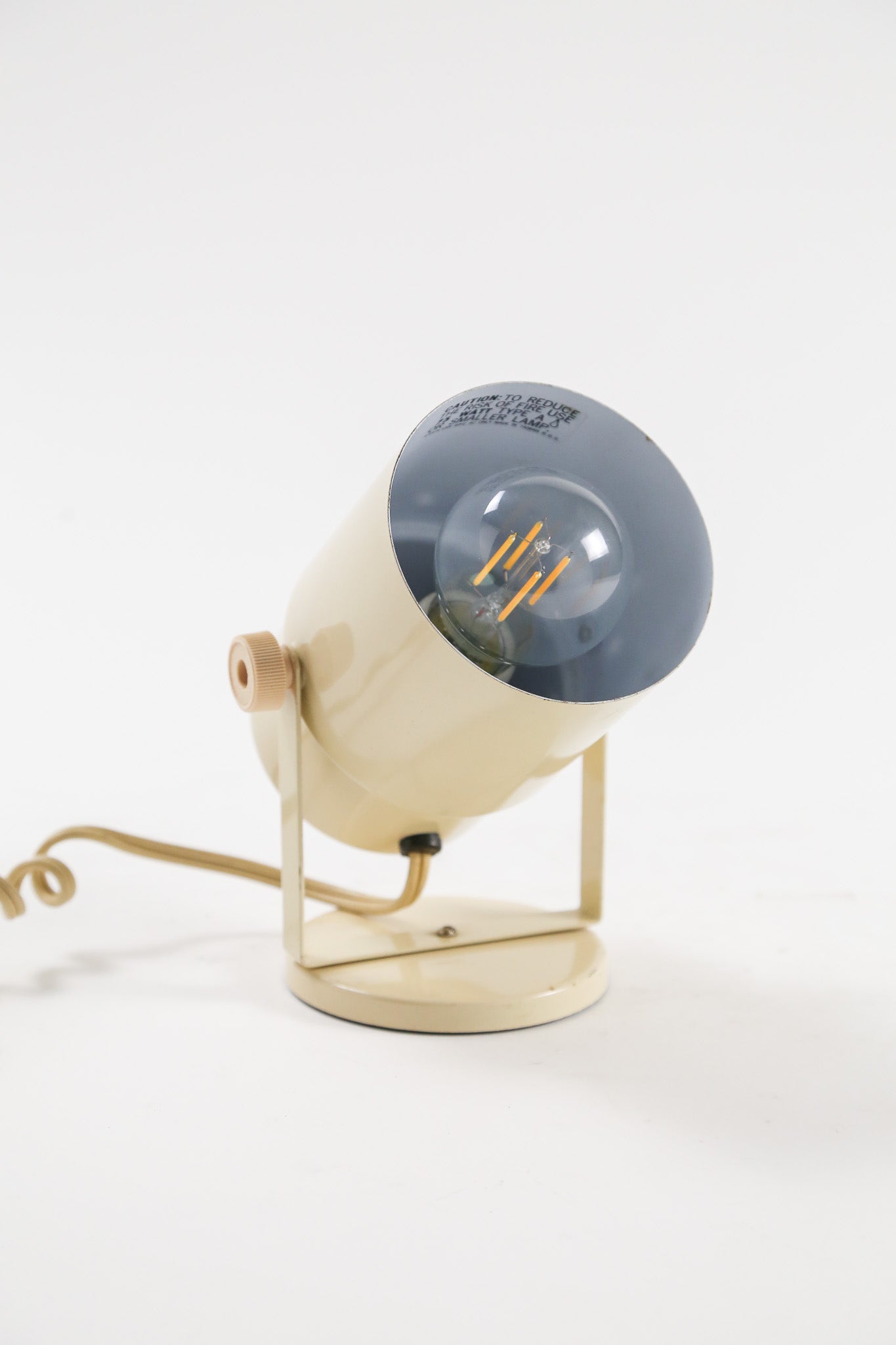 Beige Spot Light / ベージュ スポット ライト