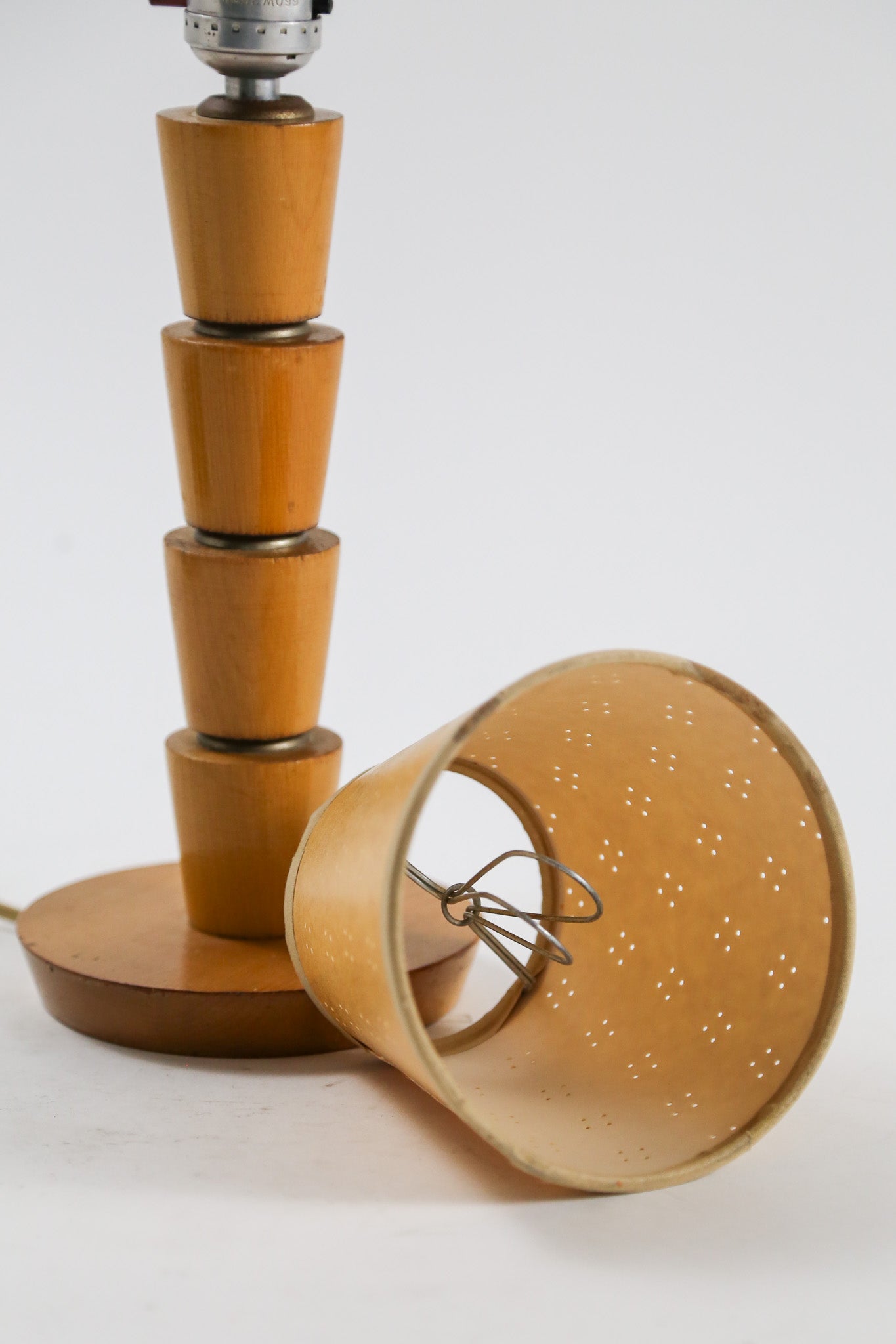 Wood Base & Paper Shade Desk Lamp / 木製ベース×紙シェード デスクライト