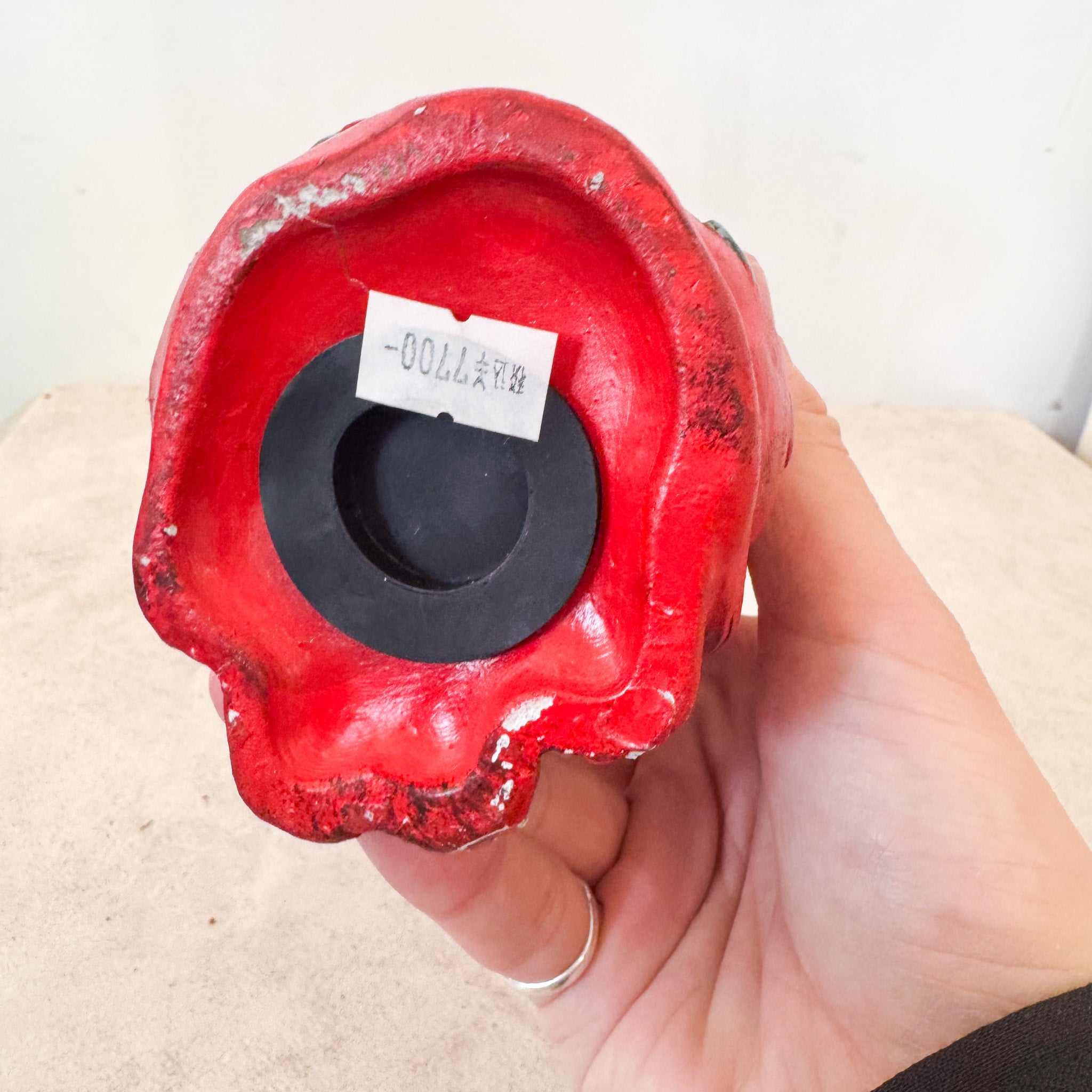 Ceramic Lion Bank / 陶器製ライオンの貯金箱