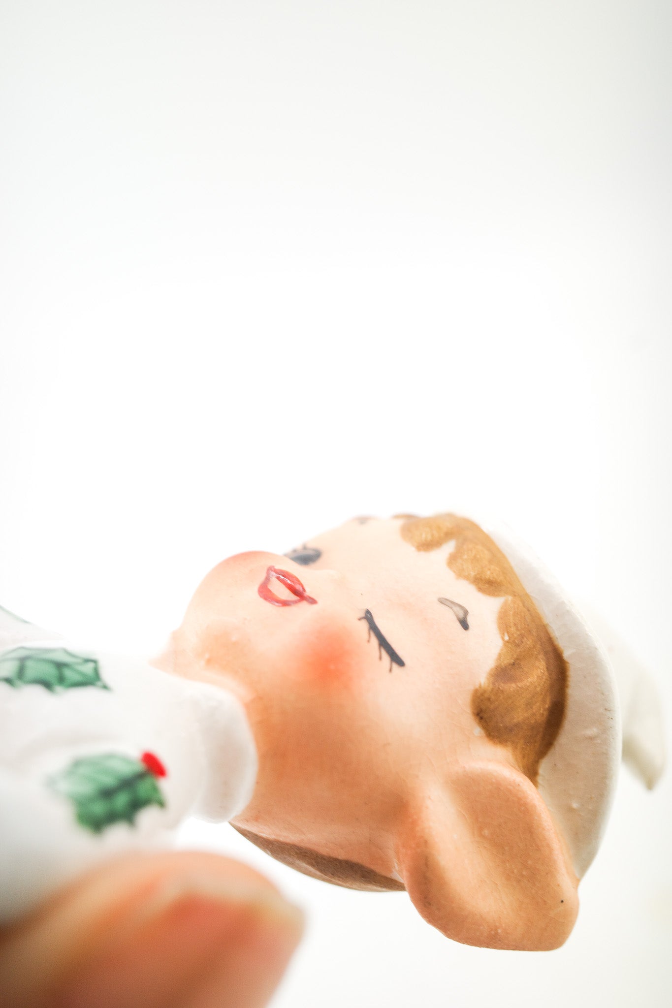 クリスマスタンブリングピクシー　サンタガール　1960年代　ヴィンテージ Vintage Christmas Pixie Ceramic Figurine / ヴィンテージ クリスマス