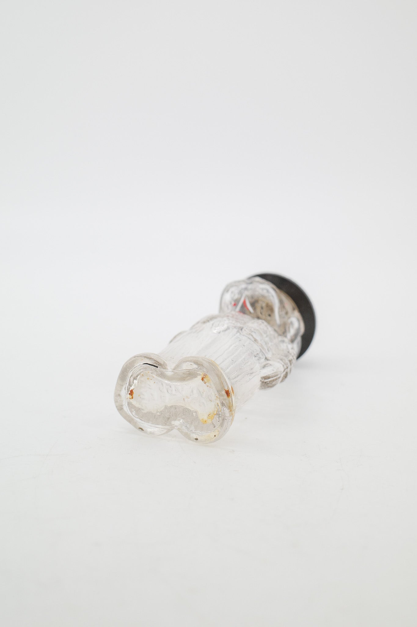 Dog Figurine Glass Bottle with Top Hat / シルクハットを被ったイヌのガラスボトル