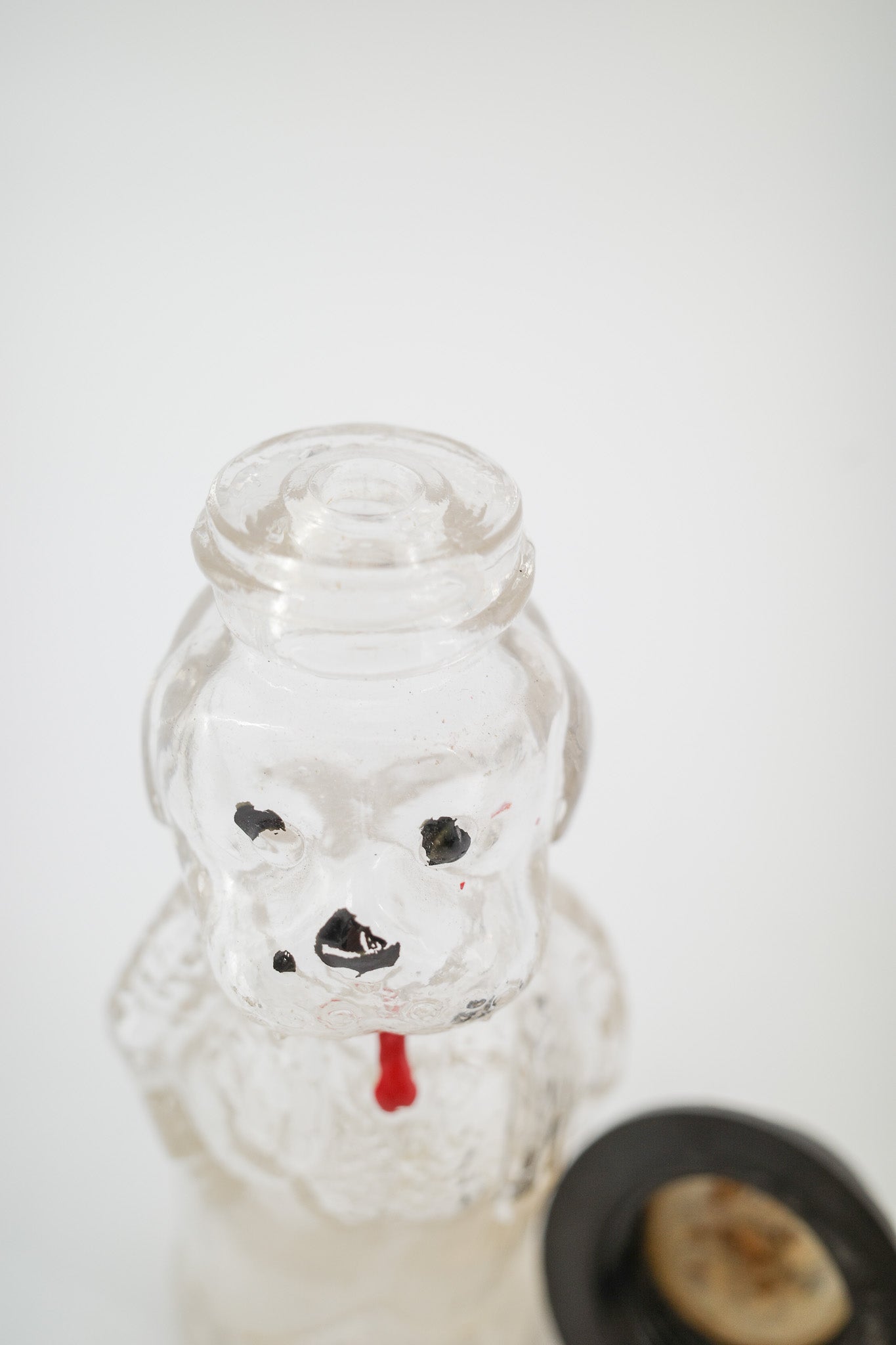 Dog Figurine Glass Bottle with Top Hat / シルクハットを被ったイヌのガラスボトル