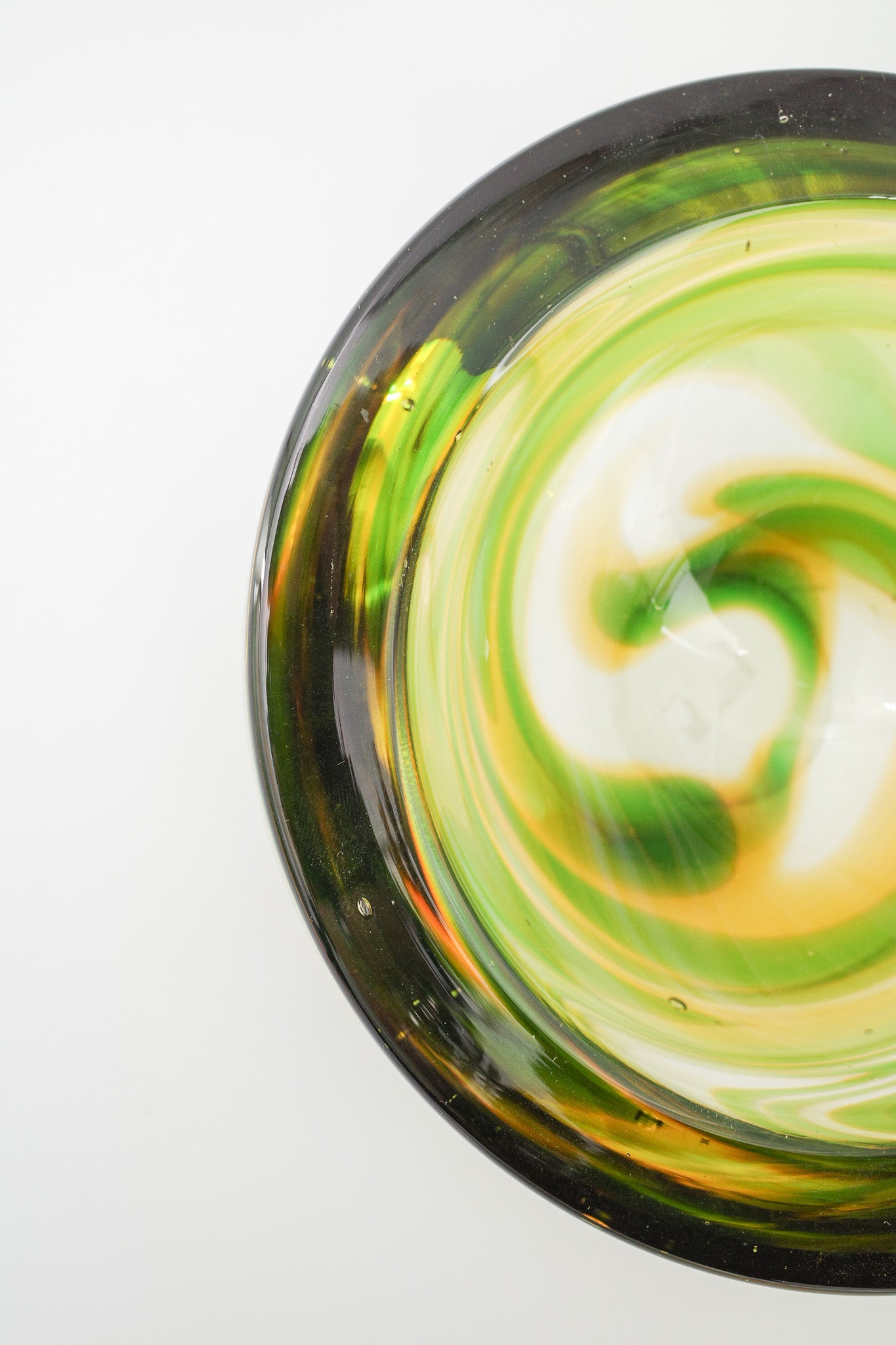 Glass Bowl with Green and Amber Swirl / グリーン＆アンバー スパイラルガラスボウル