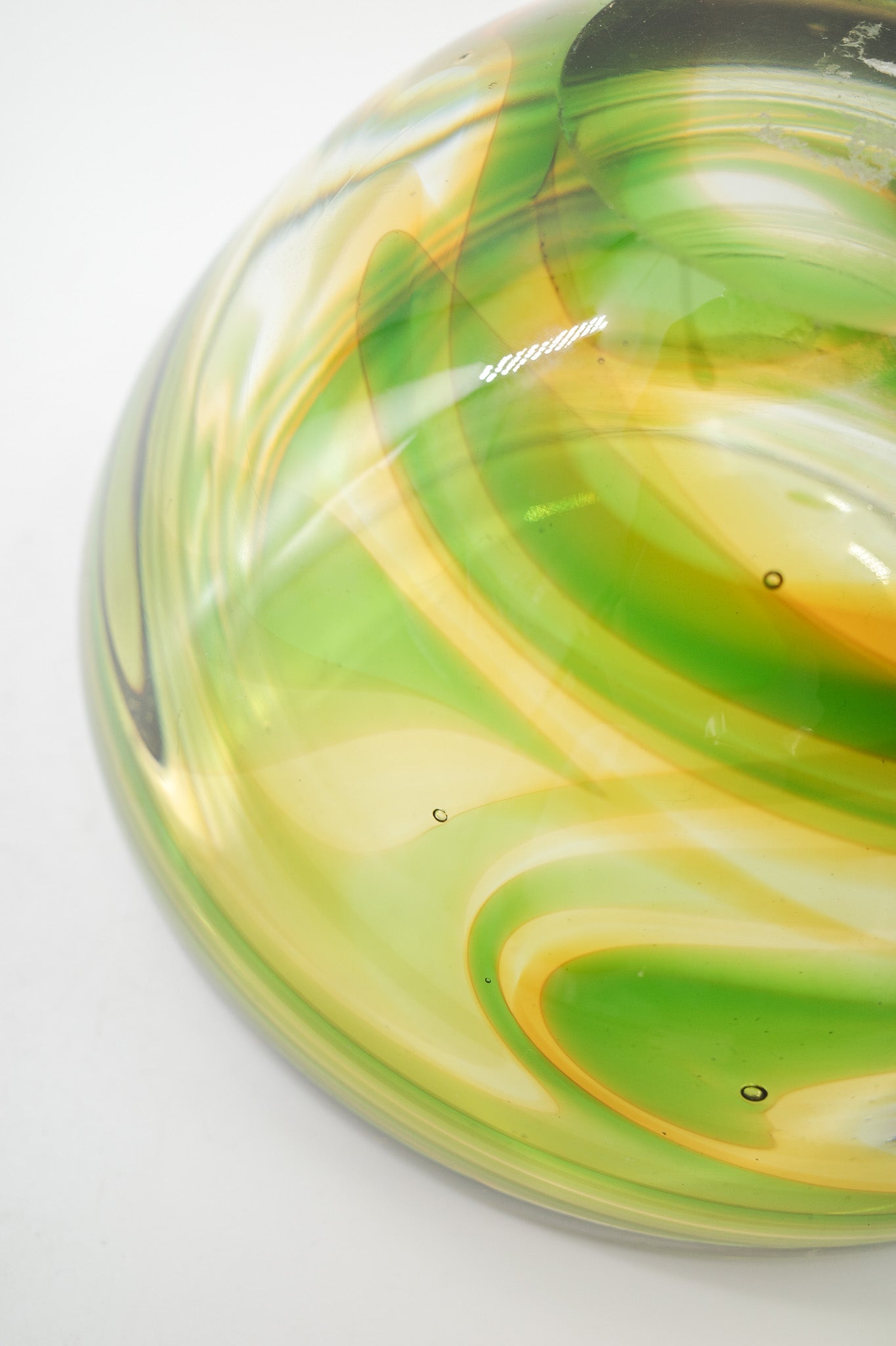 Glass Bowl with Green and Amber Swirl / グリーン＆アンバー スパイラルガラスボウル