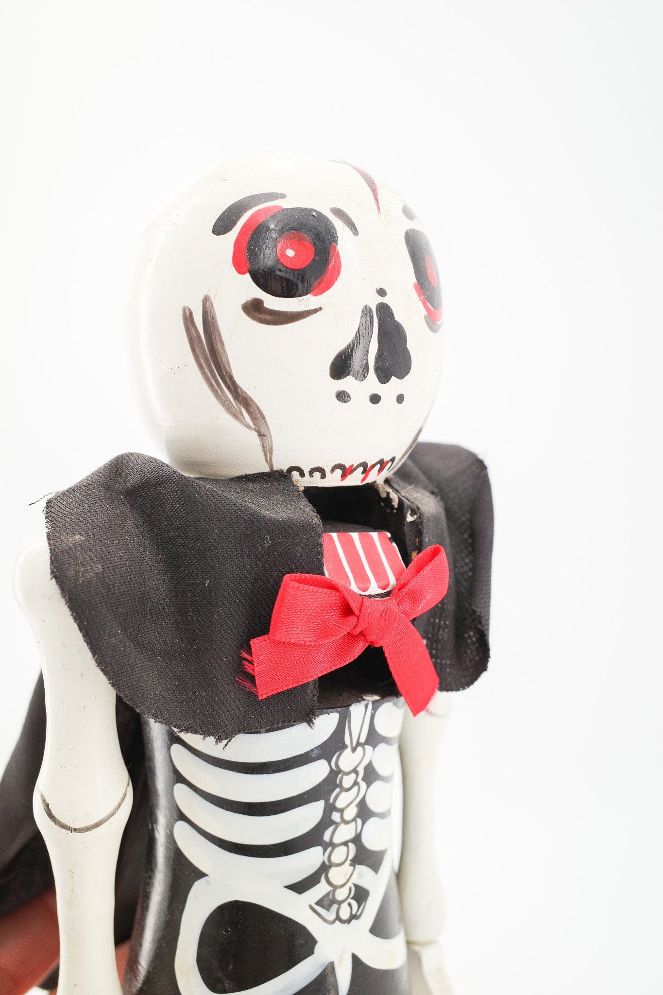 Vintage Skeleton Nutcracker with Cape / ヴィンテージ スケルトン ナッツクラッカー（ケープ付き）