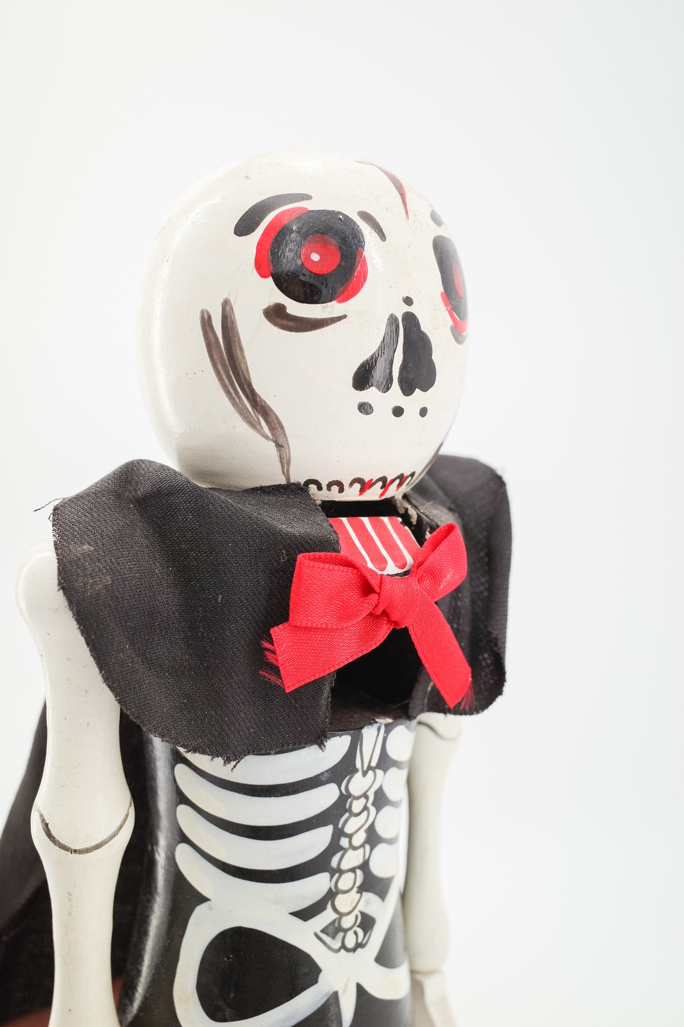 Vintage Skeleton Nutcracker with Cape / ヴィンテージ スケルトン ナッツクラッカー（ケープ付き）