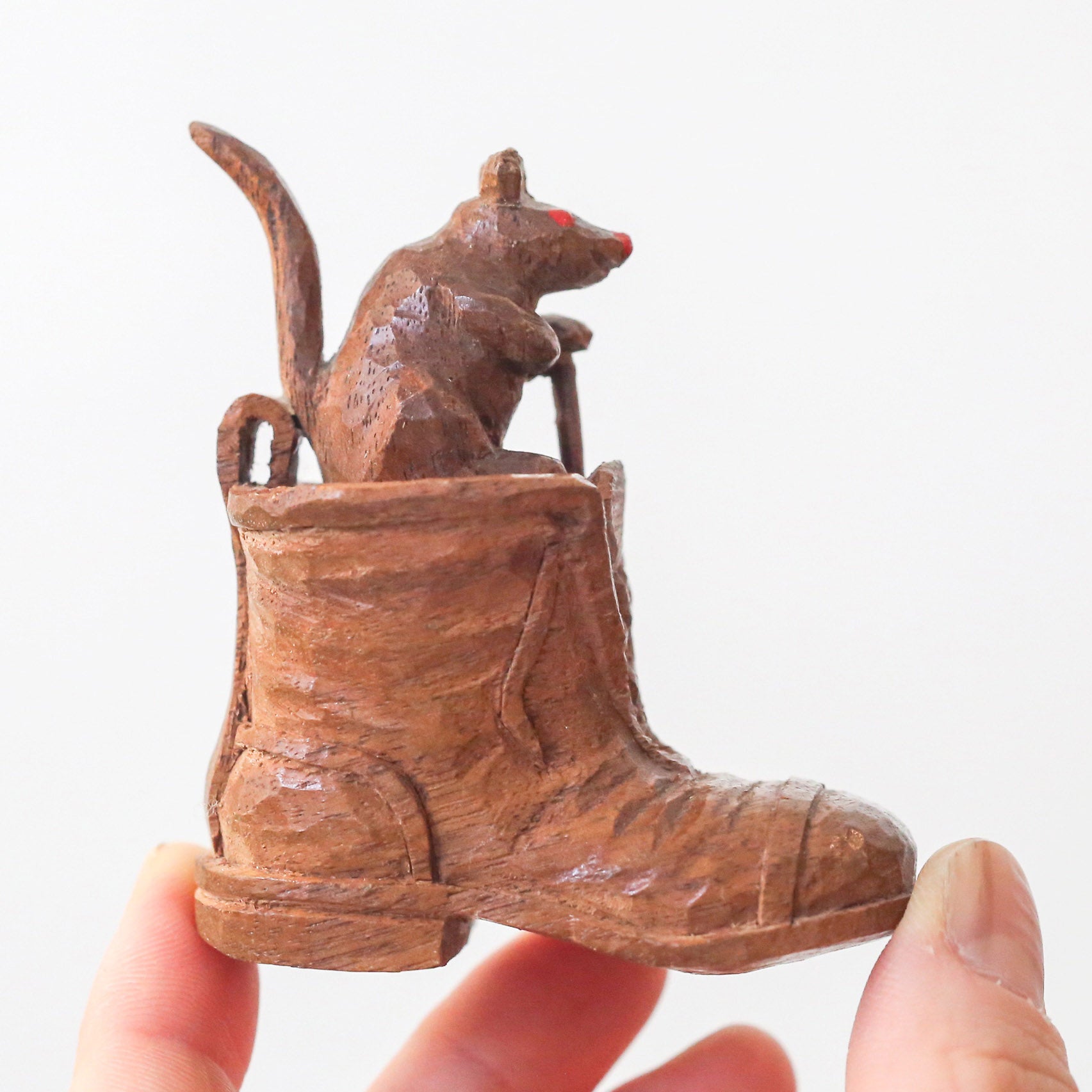 Black Forest Carved Wood Mouse / 木彫りのネズミ