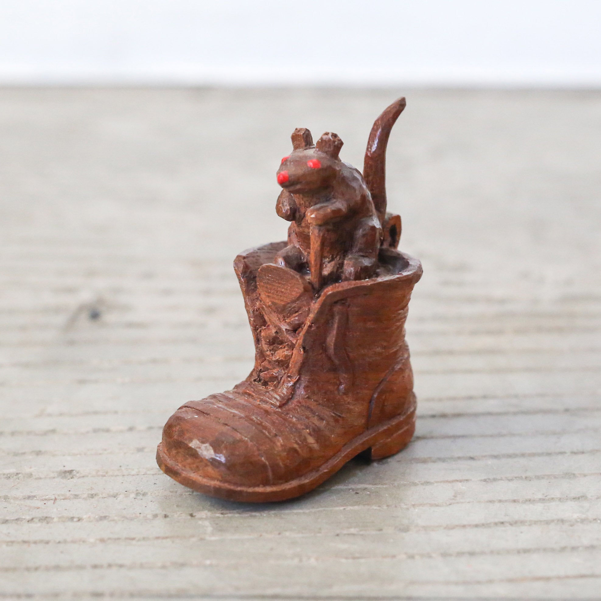 Black Forest Carved Wood Mouse / 木彫りのネズミ