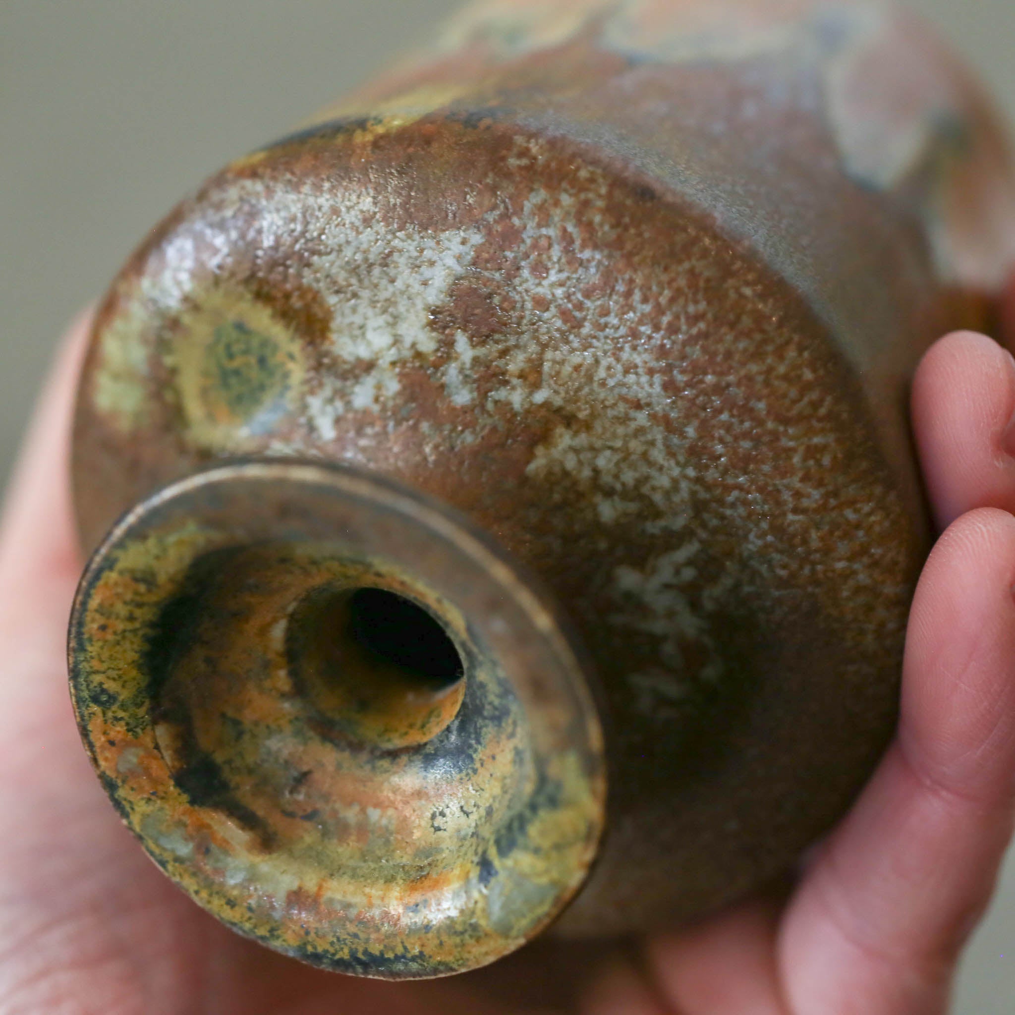 Brown Vase / 茶色い花器