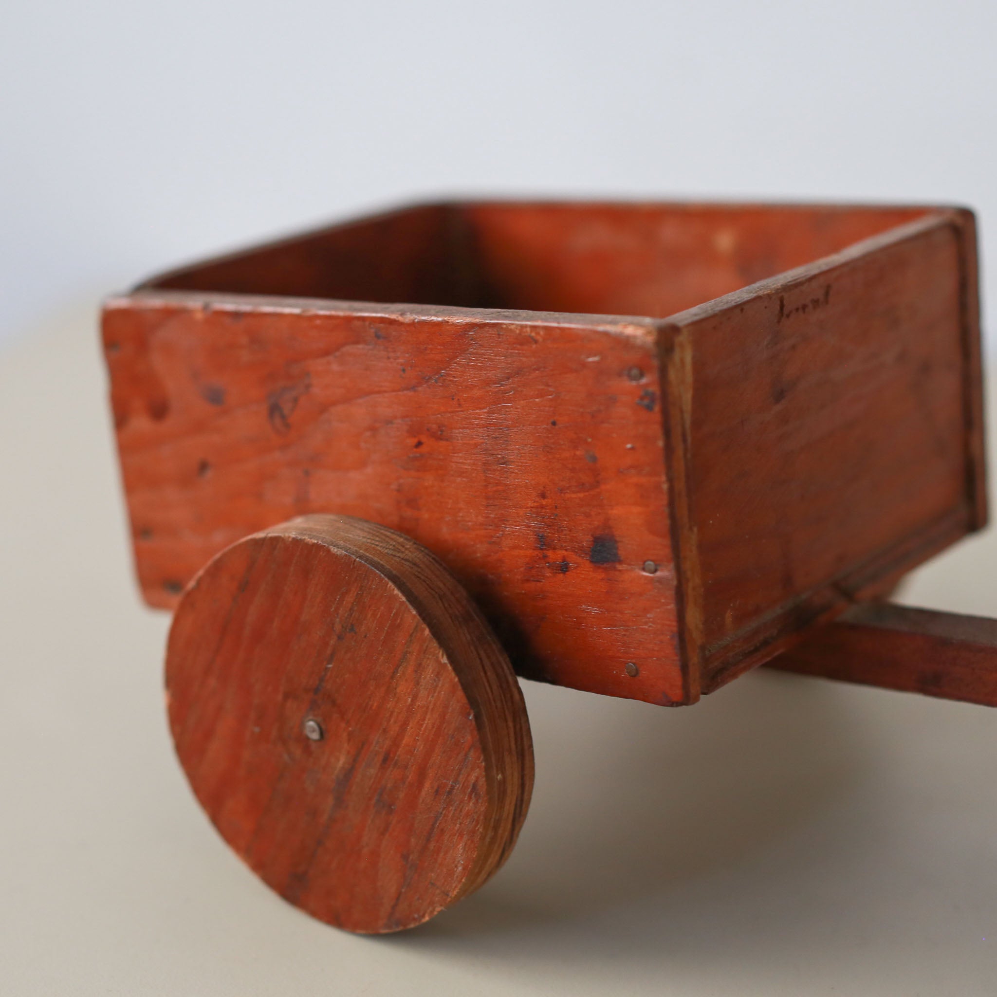 Wooden Ox Cart / 木製牛車