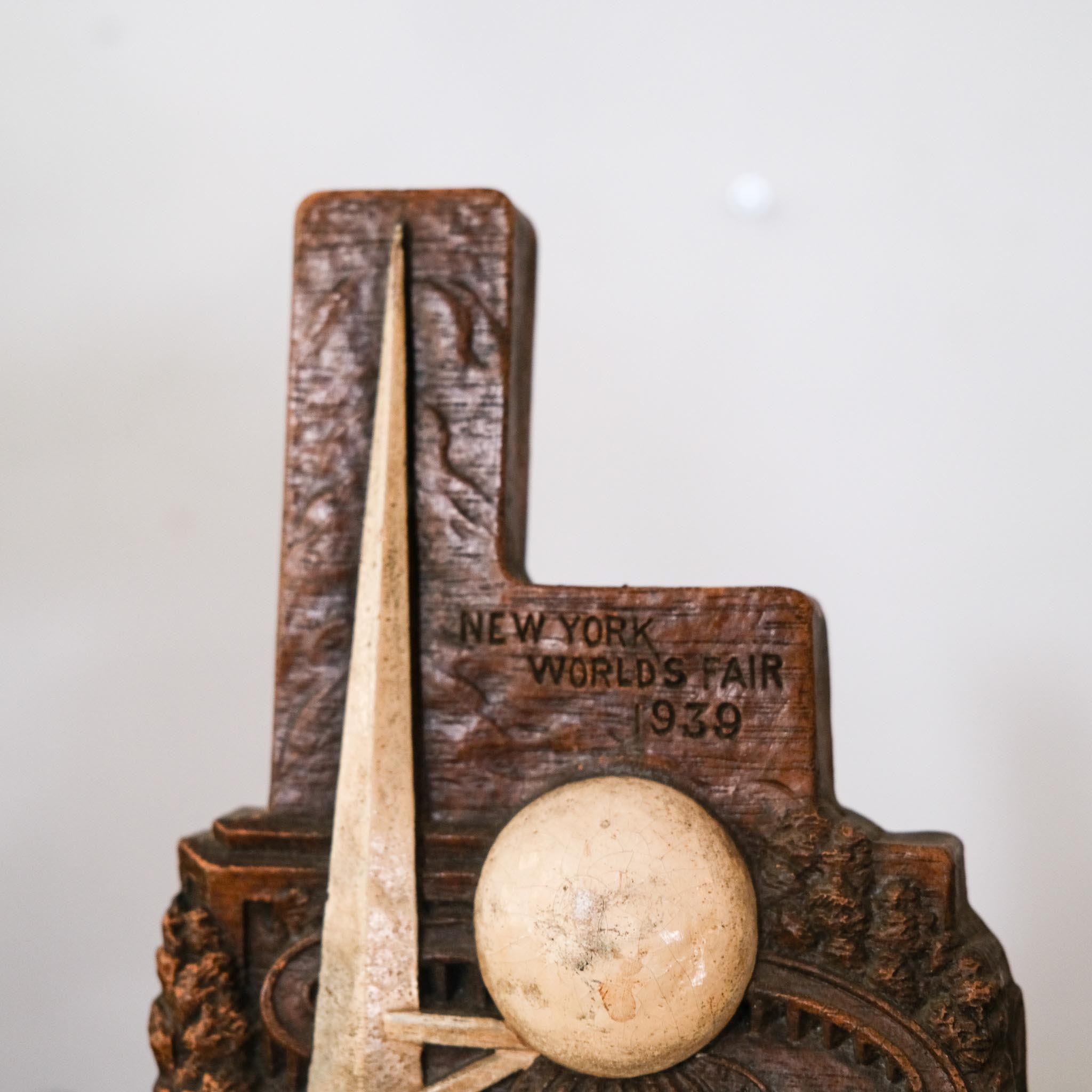 1939 NY world's fair Trylon and Perisphere Bookend /1939ニューヨーク万博ブックエンド