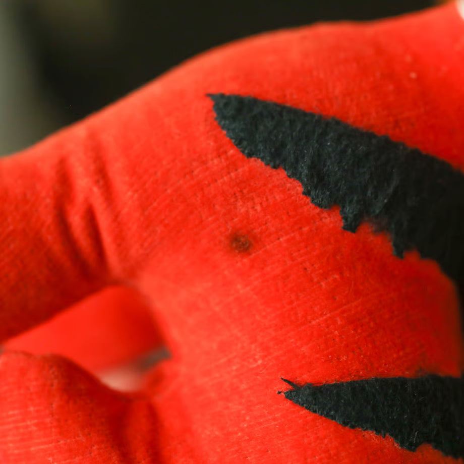 Stuffed Red Tiger / 赤いトラのぬいぐるみ