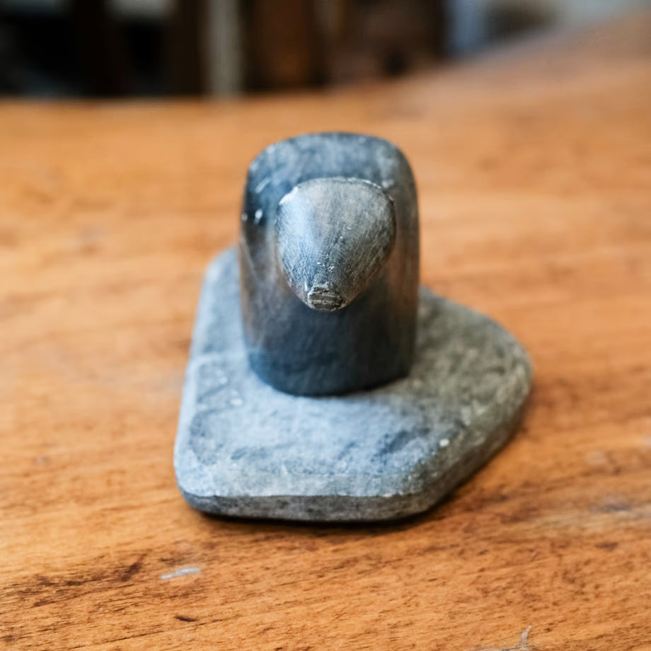 Inuit Soapstone Carving / イヌイットソープストーンアート
