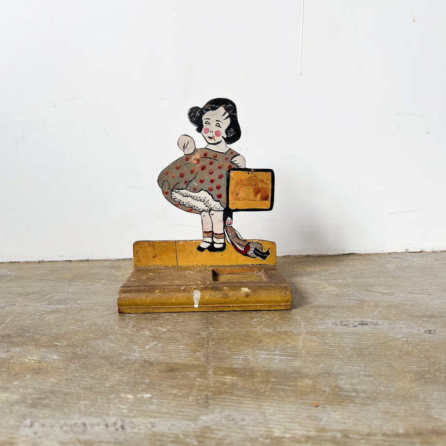 Hand-Drawn Girl Object / 手書きの女の子のオブジェ