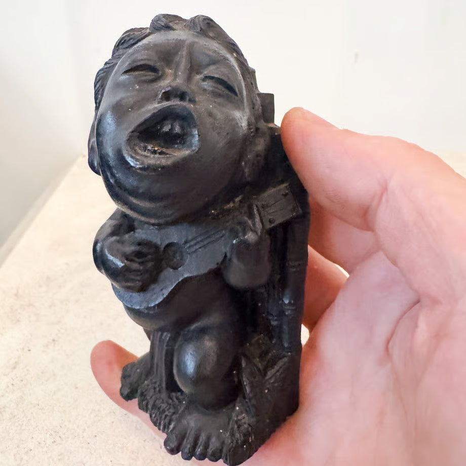 Menehune Ukulele Doll / メネフネドール