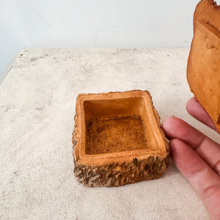 Old Man's Face Box / おじさんの顔のBOX