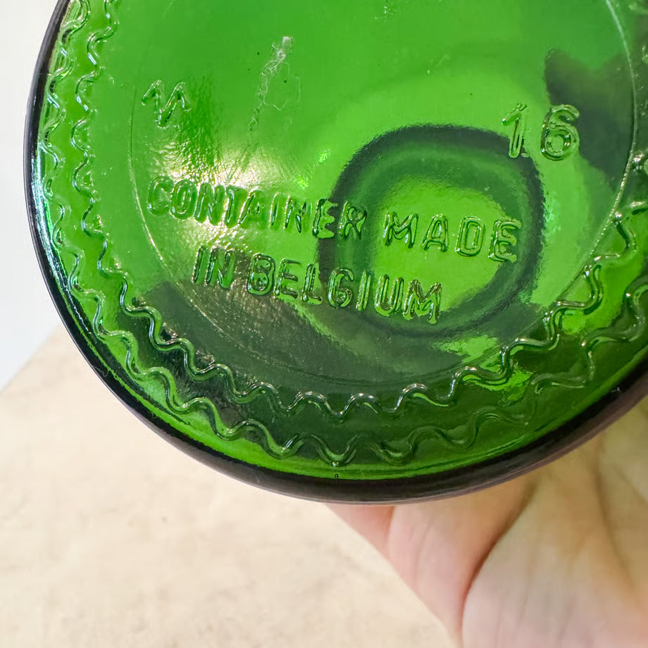 Glass Jar With Lid / ガラスの蓋付き瓶