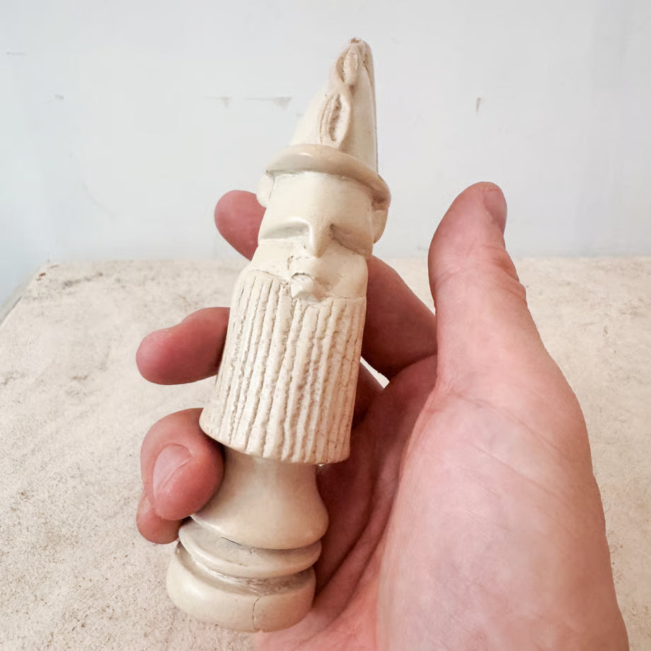 Stone Chess Pieces / 石製チェスの駒