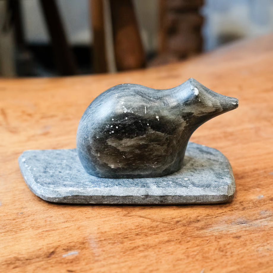 Inuit Soapstone Carving / イヌイットソープストーンアート