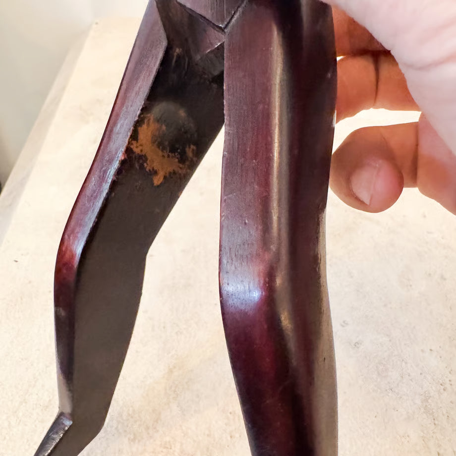 Wooden Leg Nutscracker / 木製脚のナッツクラッカー