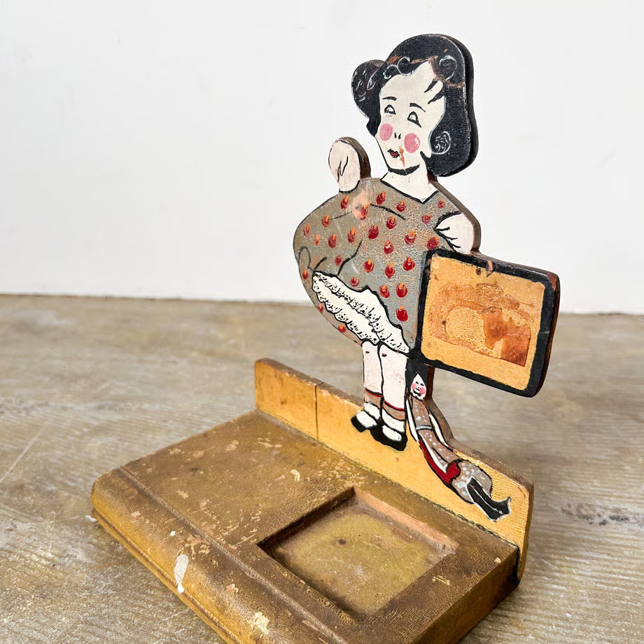 Hand-Drawn Girl Object / 手書きの女の子のオブジェ