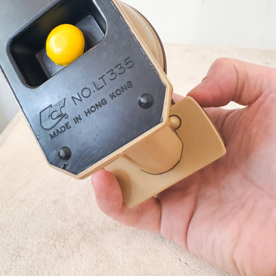 Toilet Toy / 便器型のおもちゃ(水鉄砲)