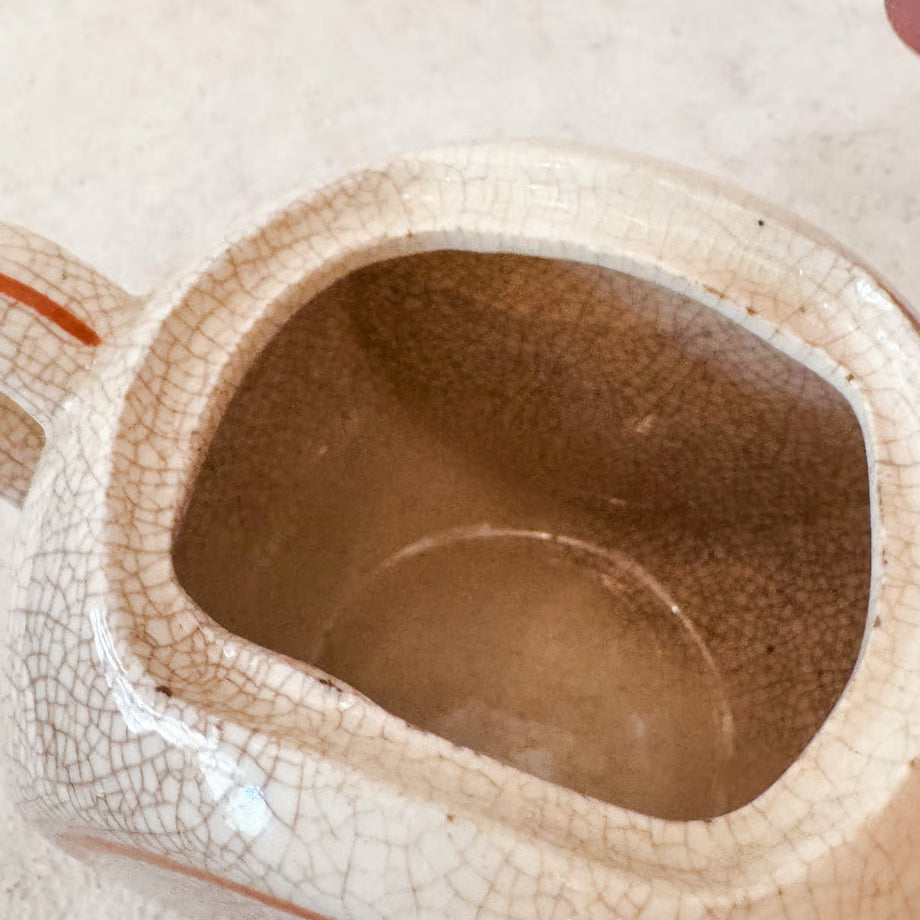 Pottery Pot / 陶器のポット