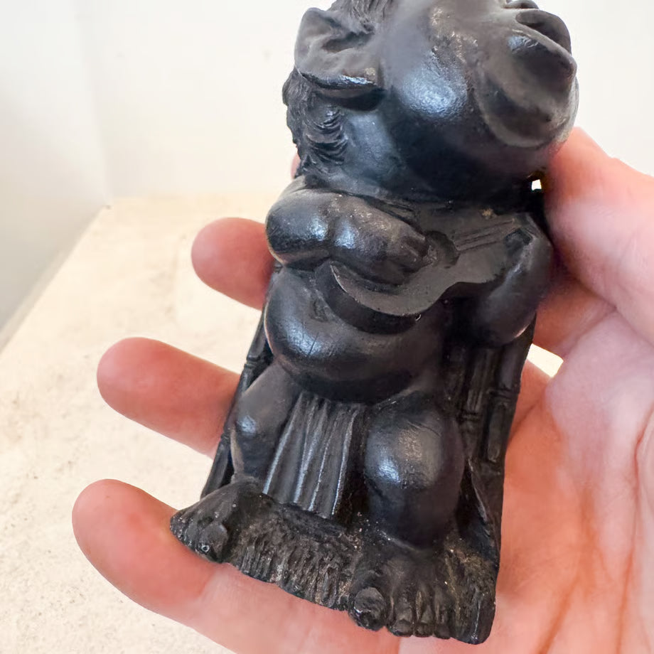 Menehune Ukulele Doll / メネフネドール