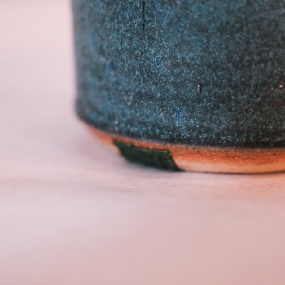 Ceramic Blue Pot / 陶器の青い器